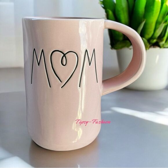 Rae Dunn MOM Coffee Mug - Picture 1 of 6